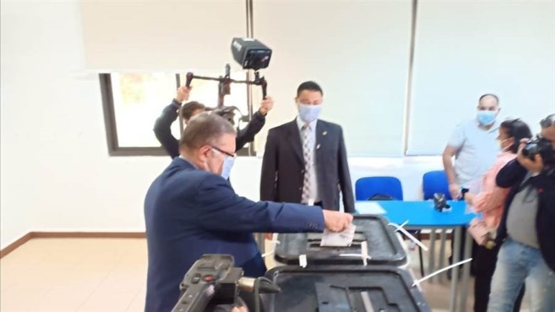 وزير قطاع الأعمال