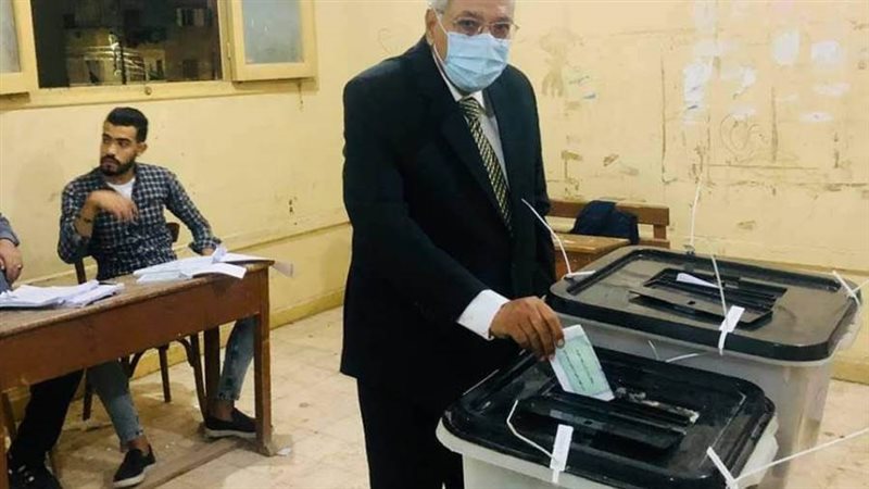 الدكتور كمال شاروبيم