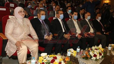 نور الدين يفتتح المسرح المدرسي الجديد بكفر الشيخ