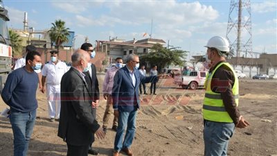 رصف طريق قليوب شبين القناطر وتطوير محور شركات البترول