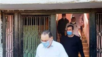 محافظ الشرقية يحيل موظفًا تخلف عن أداء عمله للتحقيق