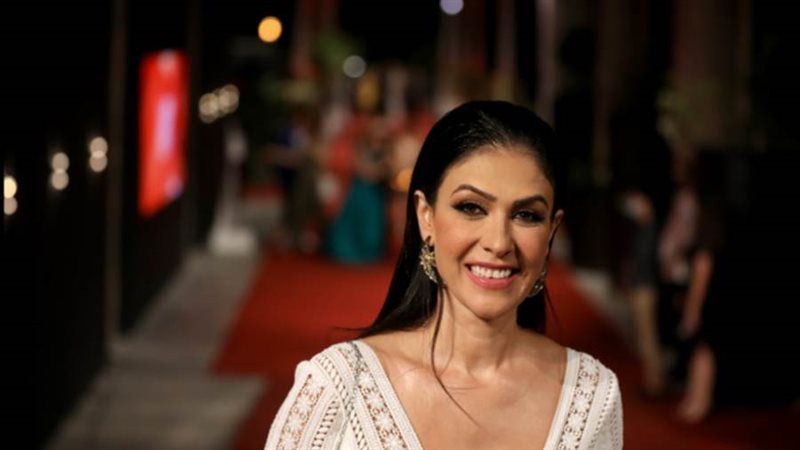 الفنانه بسمة