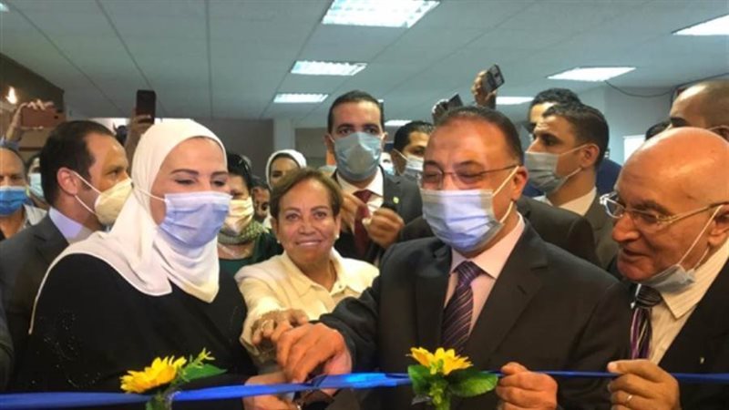 افتتاح معرض بداية