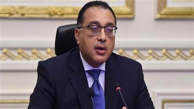 رئيس الوزراء يتفقد حديقة 