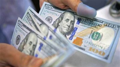 بعد أسبوع من التراجع.. أسعار الدولار ترتفع قرشين للشراء و4 قروش للبيع 
