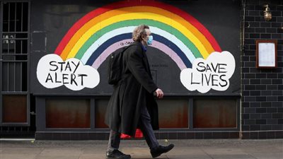 بريطانيا تسجل 376 وفاة وأكثر من 27 ألف إصابة بكورونا خلال يوم