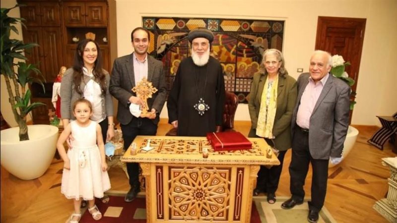 المطران والباحث