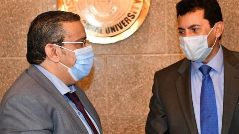 وزير الشباب والرياضة