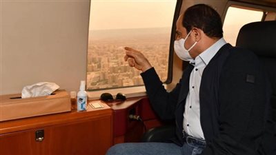 الرئيس السيسي يتفقد مقر مركز قيادة الدولة الاستراتيجي بالعاصمة الإدارية الجديدة