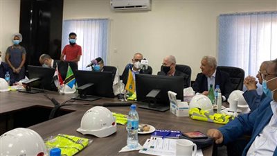 وزيرا الكهرباء والإسكان يشهدان احتفالية تحويل مجرى نهر روفيجي بتنزانيا 