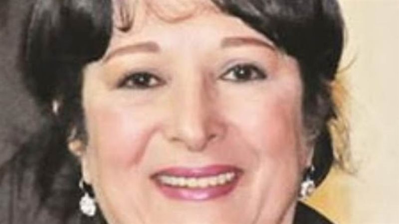 الفنانة سميرة عبد