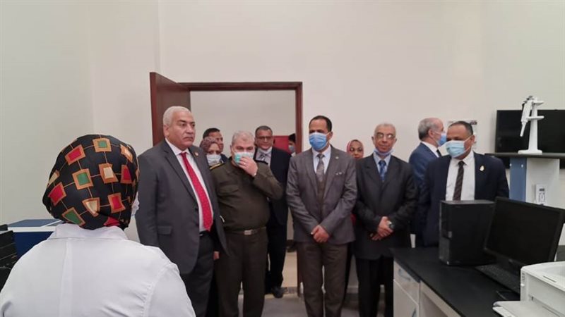 رئيس جامعة دمنهور