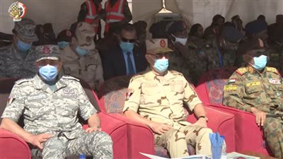 رئيس الأركان يحضر المرحلة الرئيسية للتدريب الجوي 