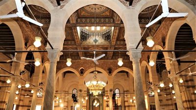 الامام الشافعى يفتح مسجده لمحبيه