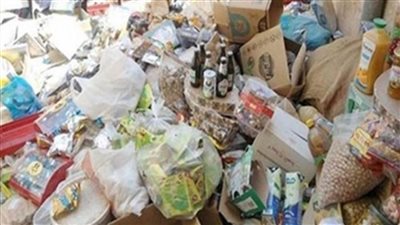 التحفظ على 12 ألف عبوة غذائية فاسدة قبل تغير تاريخ الصلاحية بالإسكندرية