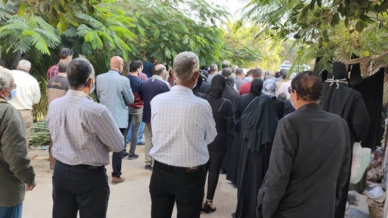 أثناء صلاة الجنازة