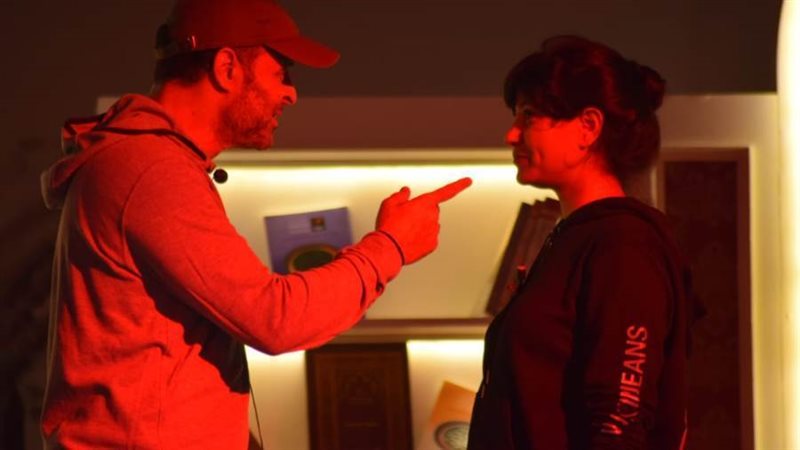 عرض مسرحية لحطة حب