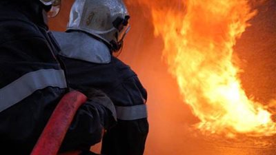 إخماد حريق بمطعم شهير بوسط البلد