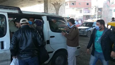 حملات مكبرة لمتابعة الالتزام بارتداء الكمامات بمواقف البحيرة