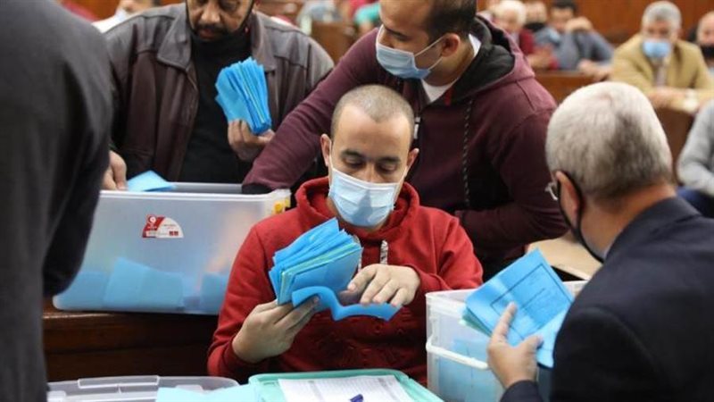 فرز الأصوات بانتخابات