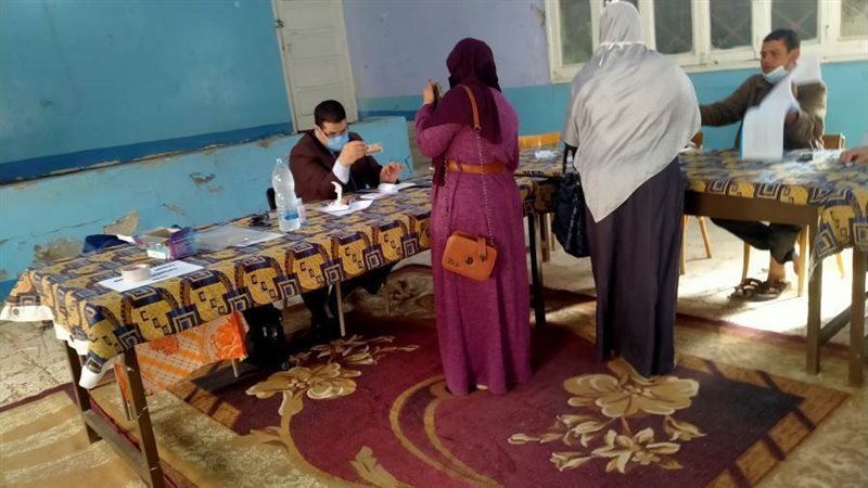 النساء يتصدرن المشهد