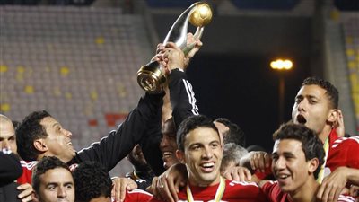 قصة بطولة.. الأهلي يثور على الظروف ويفوز بكأس إفريقيا 2012