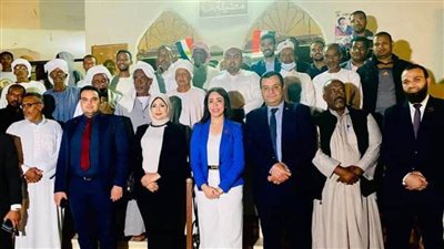 التنسيقية تقوم بعدة جولات في القرى النوبية.. وأطفال النوبة يرتدون تيشيرتاتها