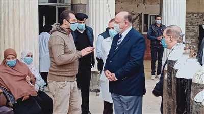 محافظ القاهرة يطمئن على مصابي كورونا بالمستشفيات