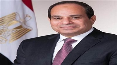 الرئيس السيسي يثنى على دور رجال القوات المسلحة في مجال الأمن والاستقرار 