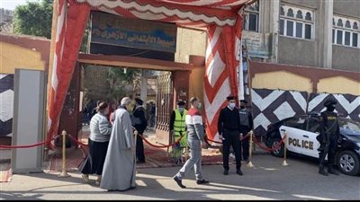 في جولة الإعادة.. إقبال كثيف على التصويت في 13 محافظة 