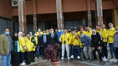 رئيس جامعة الزقازيق يستقبل الطلاب المشاركين في بطولة الجامعات من ذوي الهمم