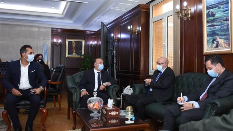 محافظ الإسكندرية