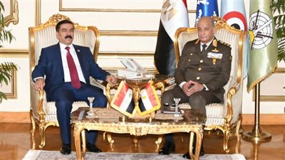 وزير الدفاع يلتقي نظيره العراقي خلال زيارته الرسمية لمصر