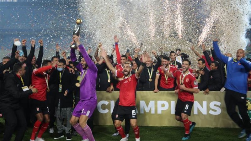 احتفالات هيستيرية