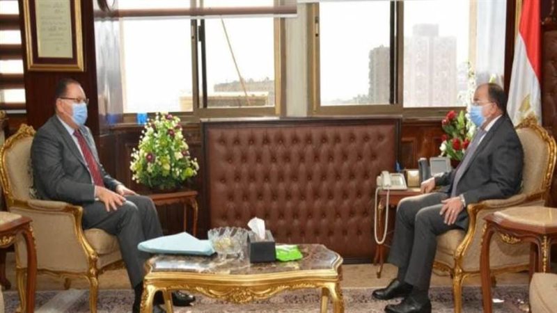 وزير التنمية المحلية