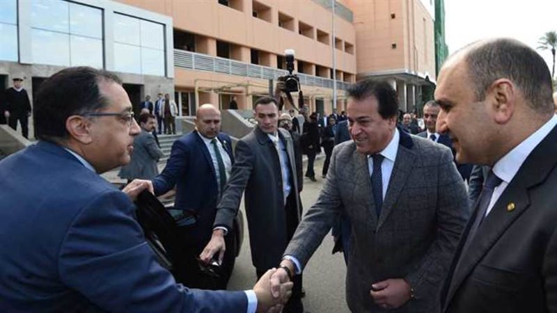 مدبولي يتفقد أعمال