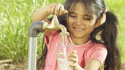 المشاركة المجتمعية تنجح في توصيل 1000 وصلة مياه وصرف صحي بسوهاج