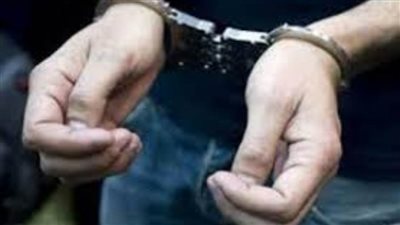 القبض على طفل أصاب مارة بالطريق  بسيارة والده 