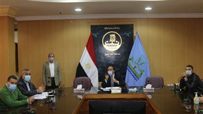سكرتير عام كفر الشيخ يتابع استكمال شبكات 