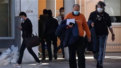 اليونان تسجل 1747 إصابة جديدة و121 وفاة بكورونا