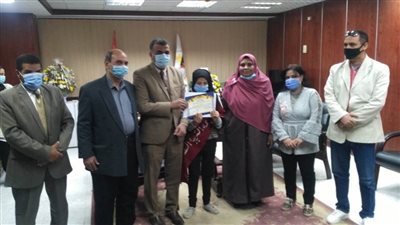 تكريم الأخصائيين النفسيين الفائزين بأفضل خطة رعاية تربوية في سوهاج