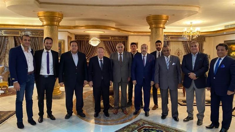 فتحي سرور وأعضاء