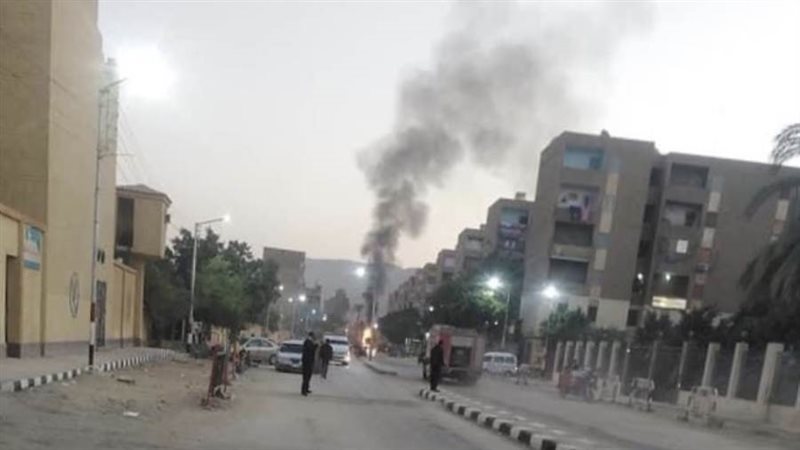 جانب من الحريق