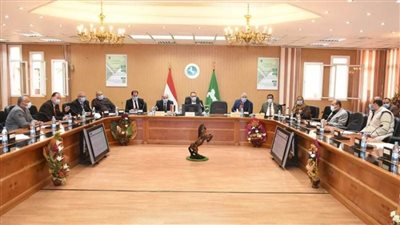 محافظ الشرقية يترأس اجتماع مجلس إدارة المناطق الصناعية لحل مشكلات المستثمرين