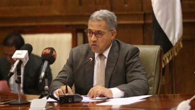 (محلية النواب) توصي بمتابعة تطبيق قانون المحال العامة 