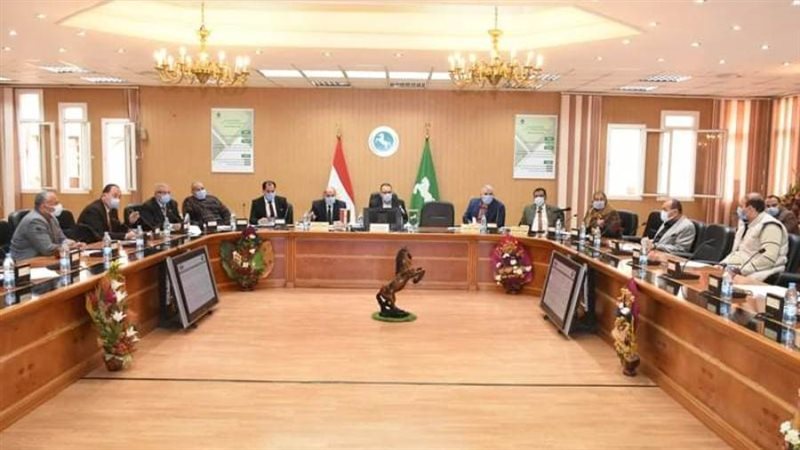 محافظ الشرقية يترأس