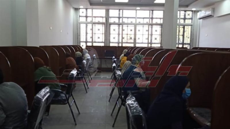 سمير بتفقد الامتحانات