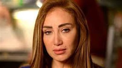 ريهام سعيد تغازل الجمهور بصور أحد أفراد عائلتها مع الحيوانات 