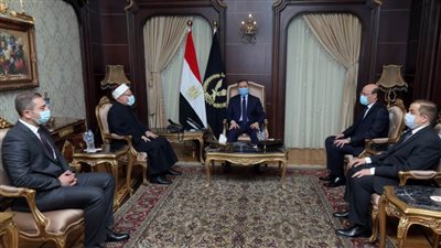 وزير الداخلية يستقبل مفتي  الديار المصرية ويستعرضان سبل التعاون المشترك