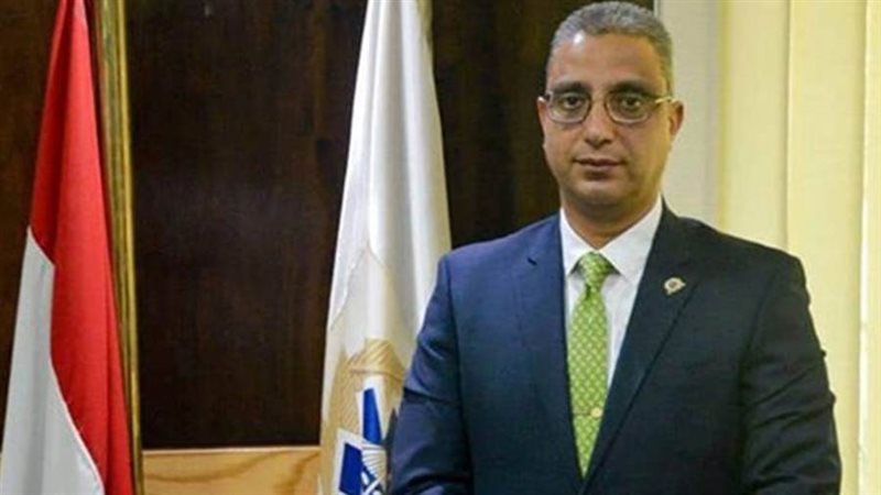 الدكتور احمد الانصاري